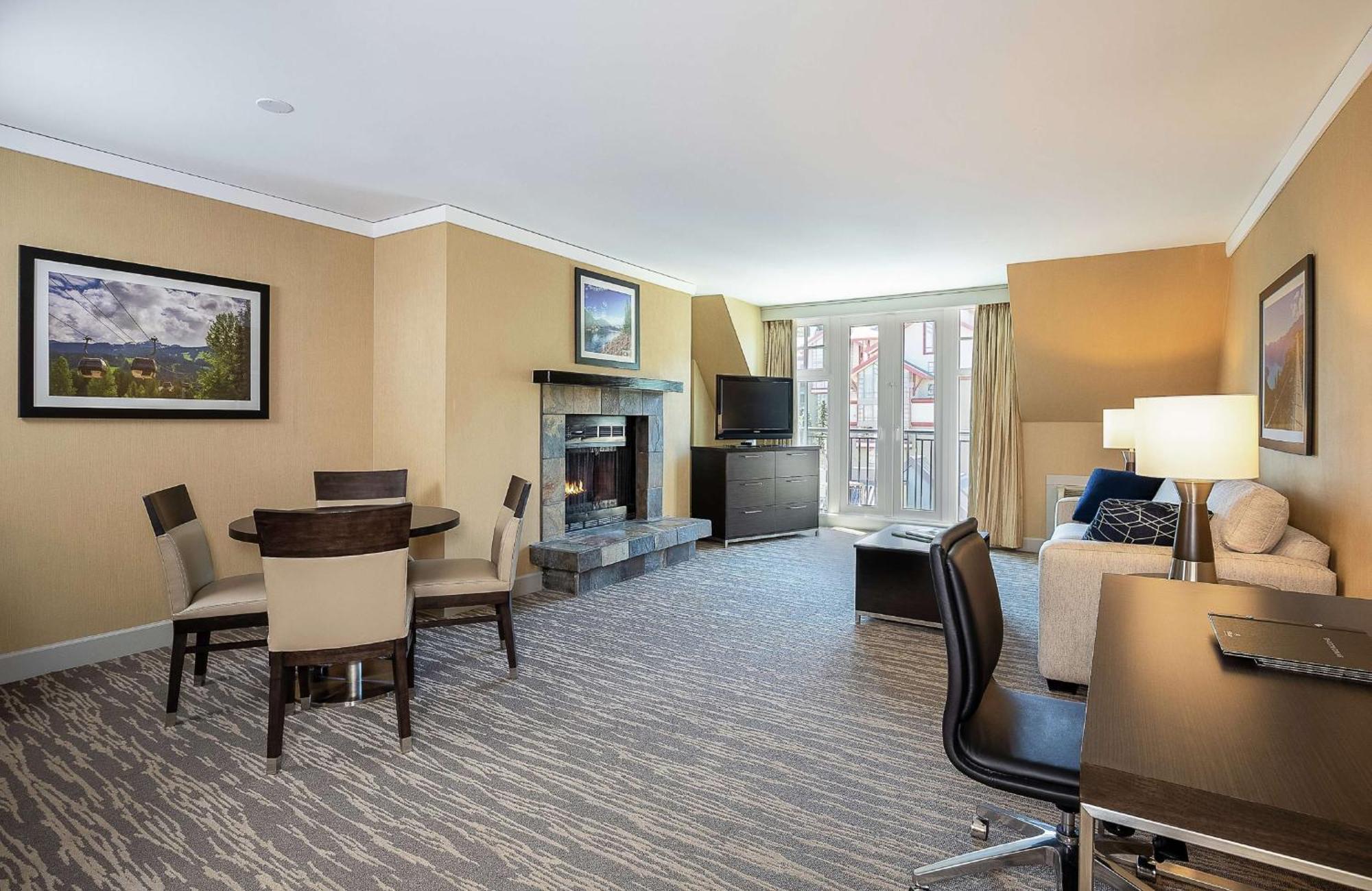 Hilton Whistler Resort & Spa Екстериор снимка