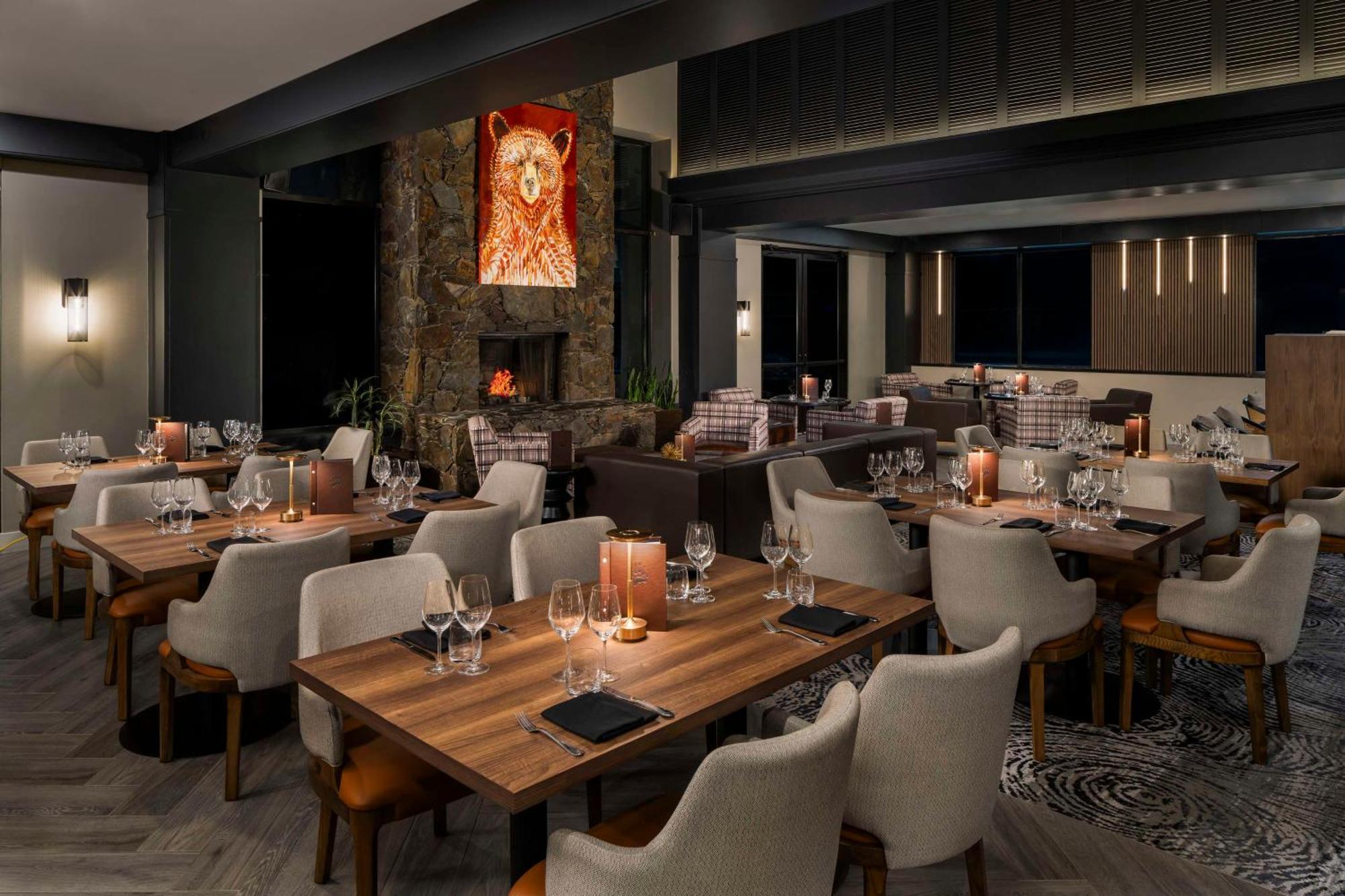 Hilton Whistler Resort & Spa Екстериор снимка