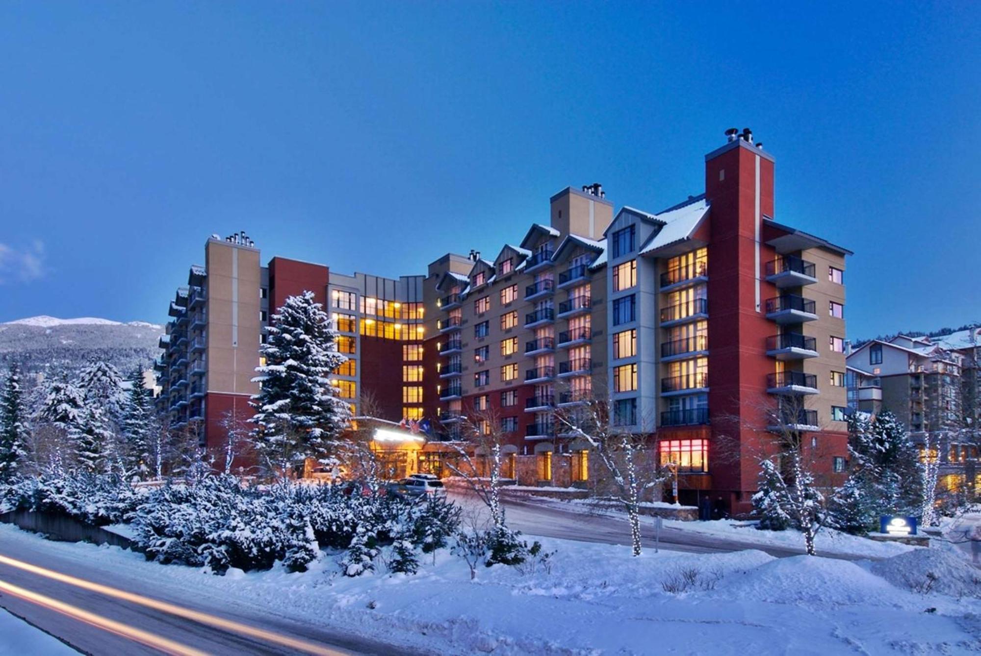 Hilton Whistler Resort & Spa Екстериор снимка