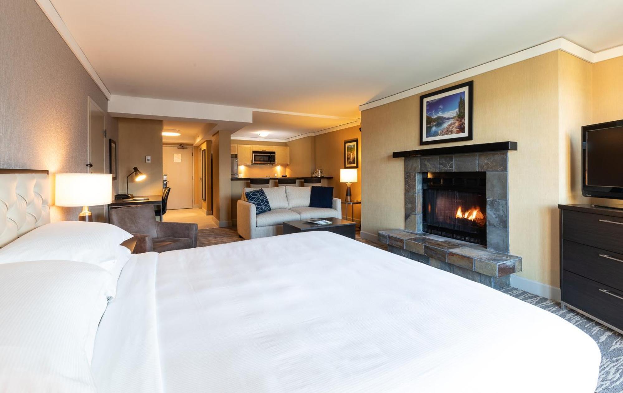 Hilton Whistler Resort & Spa Екстериор снимка